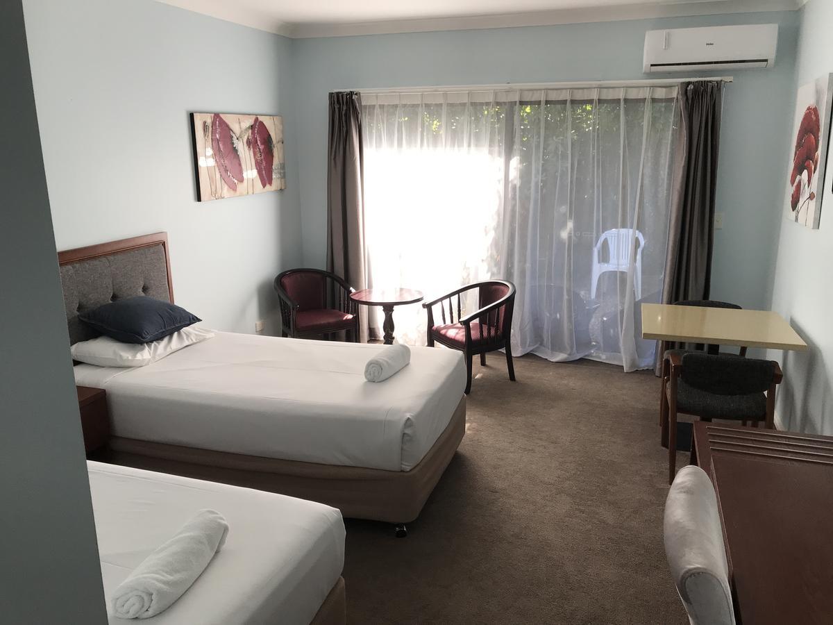 春木镇汽车旅馆 斯普林伍德 外观 照片
